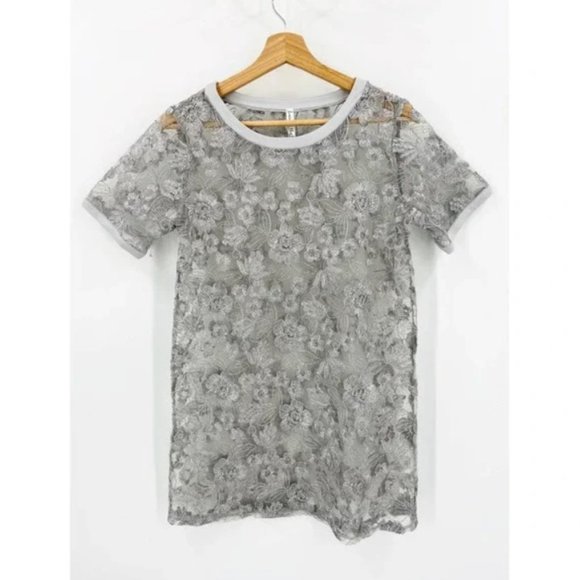 lucy in the sky metallic silver lace dress - Picture 6 of 6